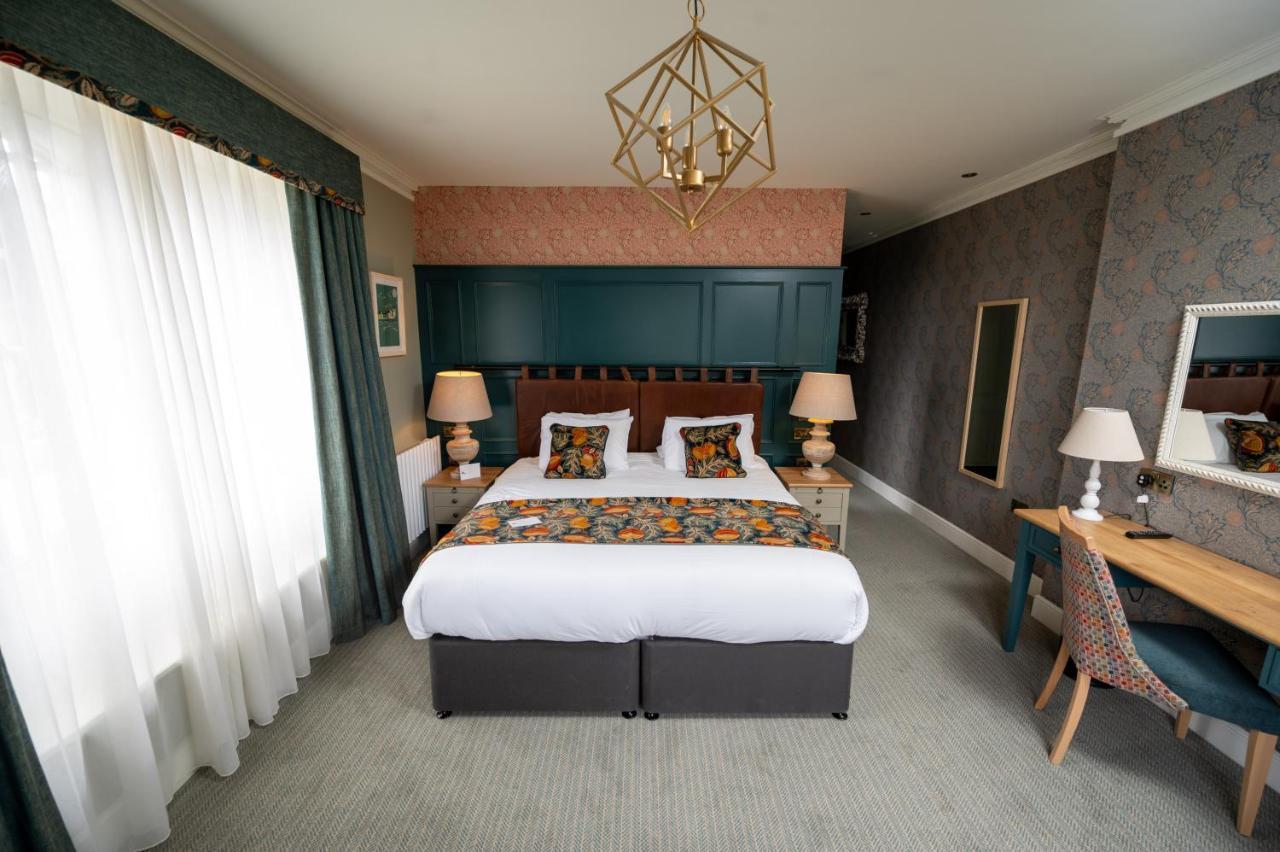 Hotel The Royal By Chef & Brewer Collection 4*