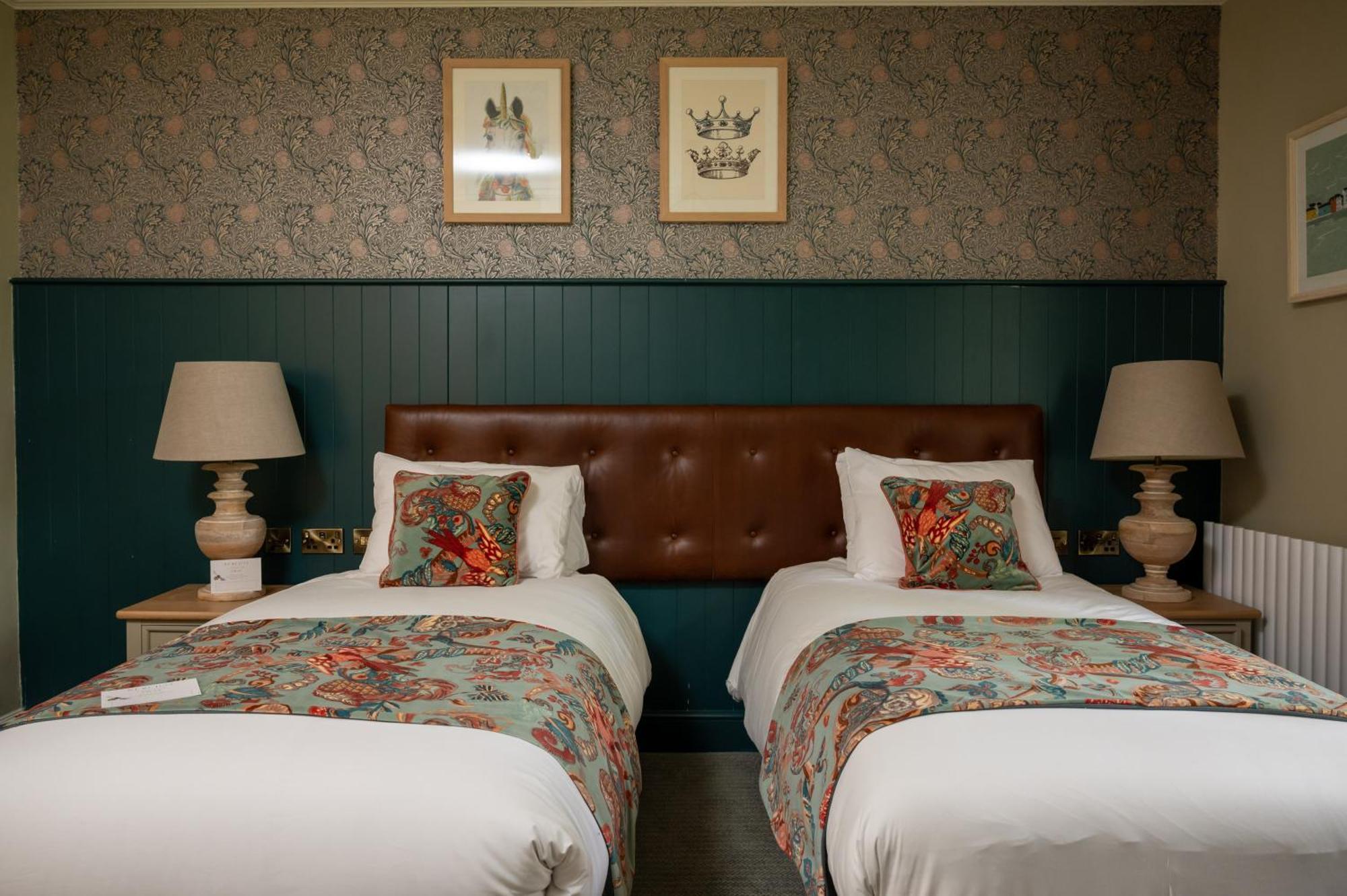 Hotel The Royal By Chef & Brewer Collection 4*