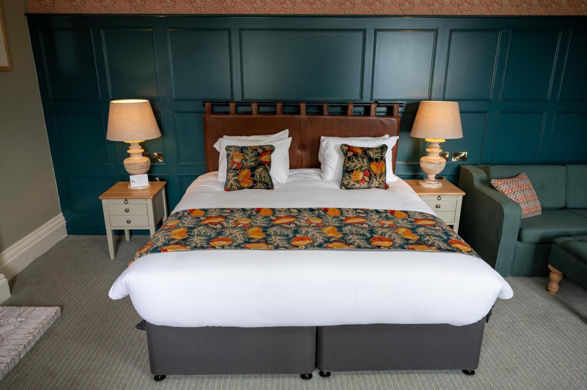 The Royal By Chef & Brewer Collection Bristol