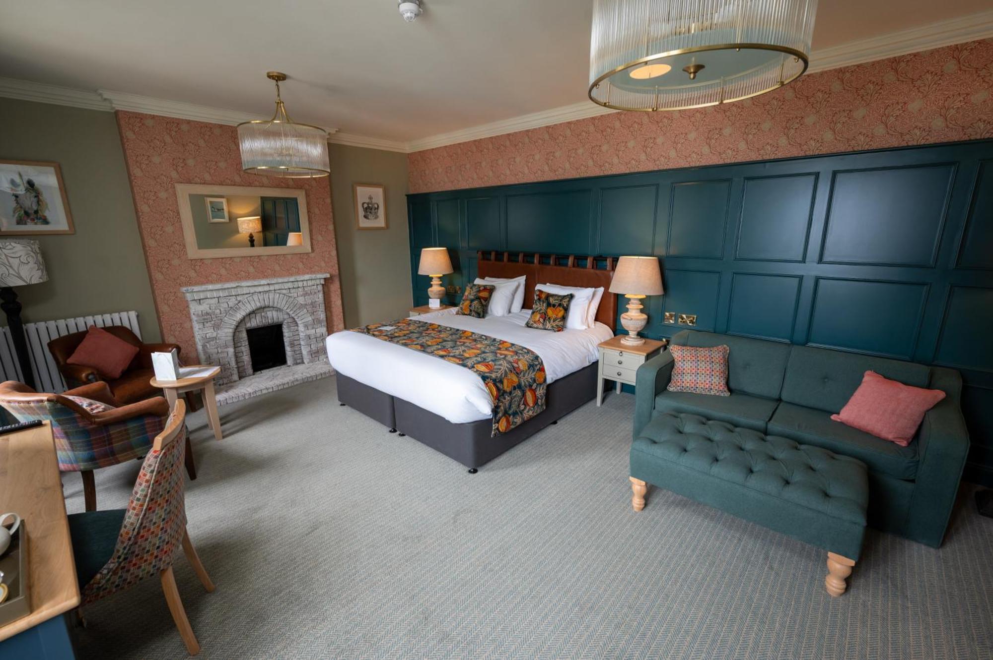 The Royal By Chef & Brewer Collection Bristol