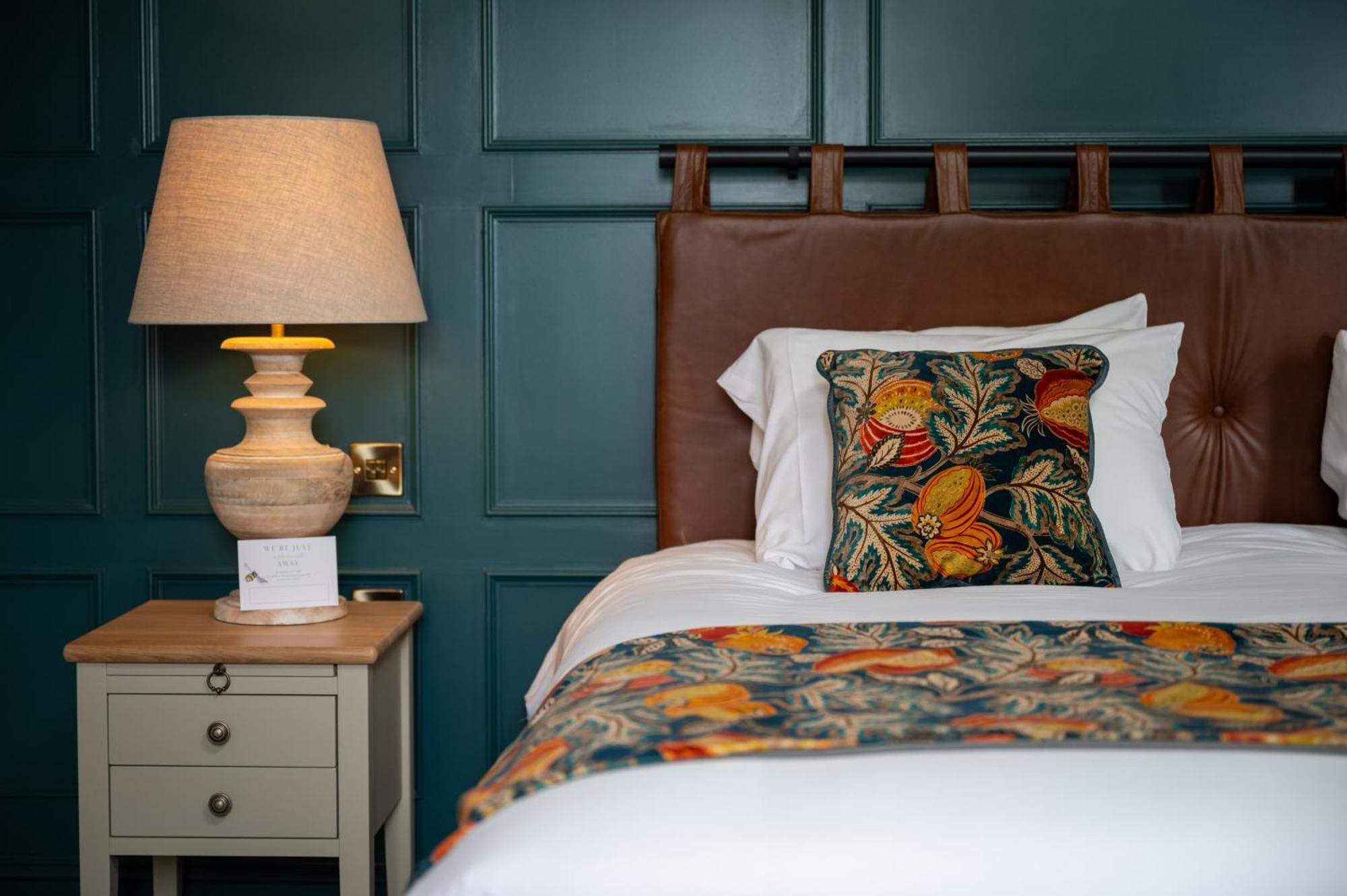 The Royal By Chef & Brewer Collection 4* Portishead