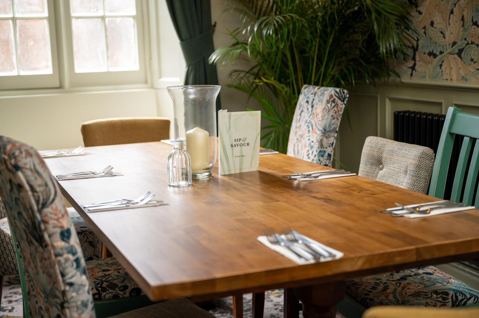 The Royal By Chef & Brewer Collection